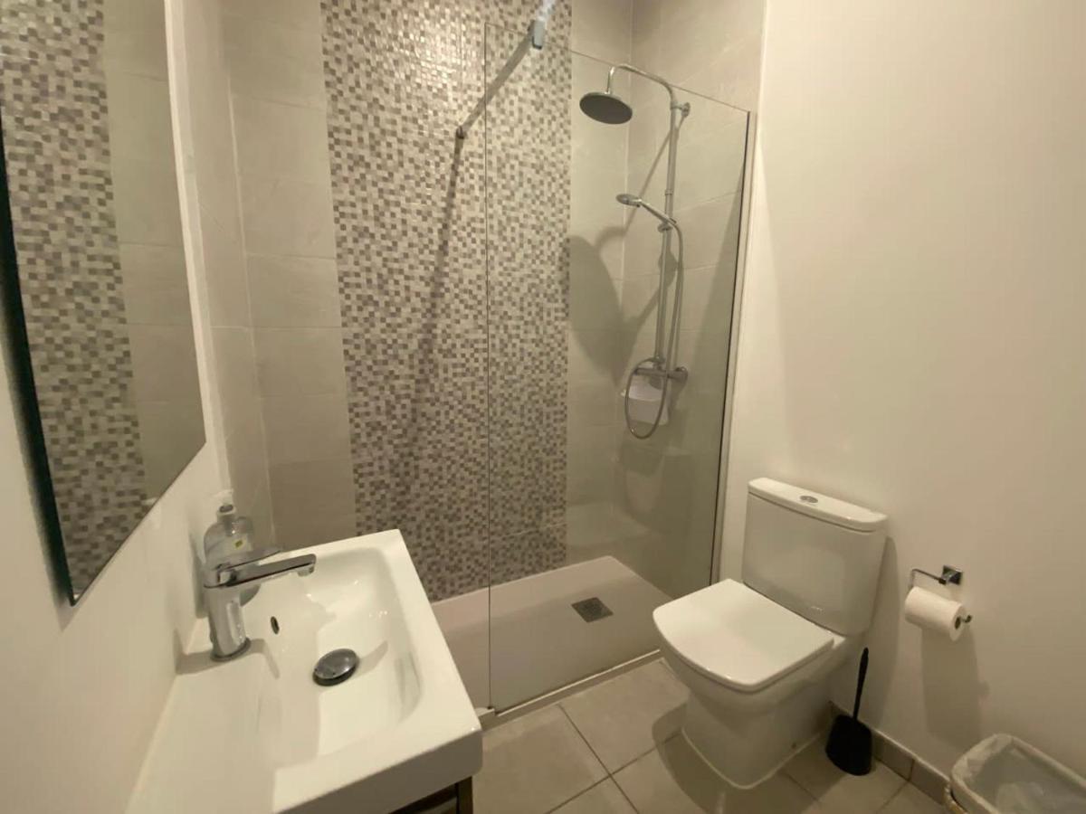 Ferienwohnung 2Br In The Zoko Contemporary And Convenient Gibraltar Exterior foto