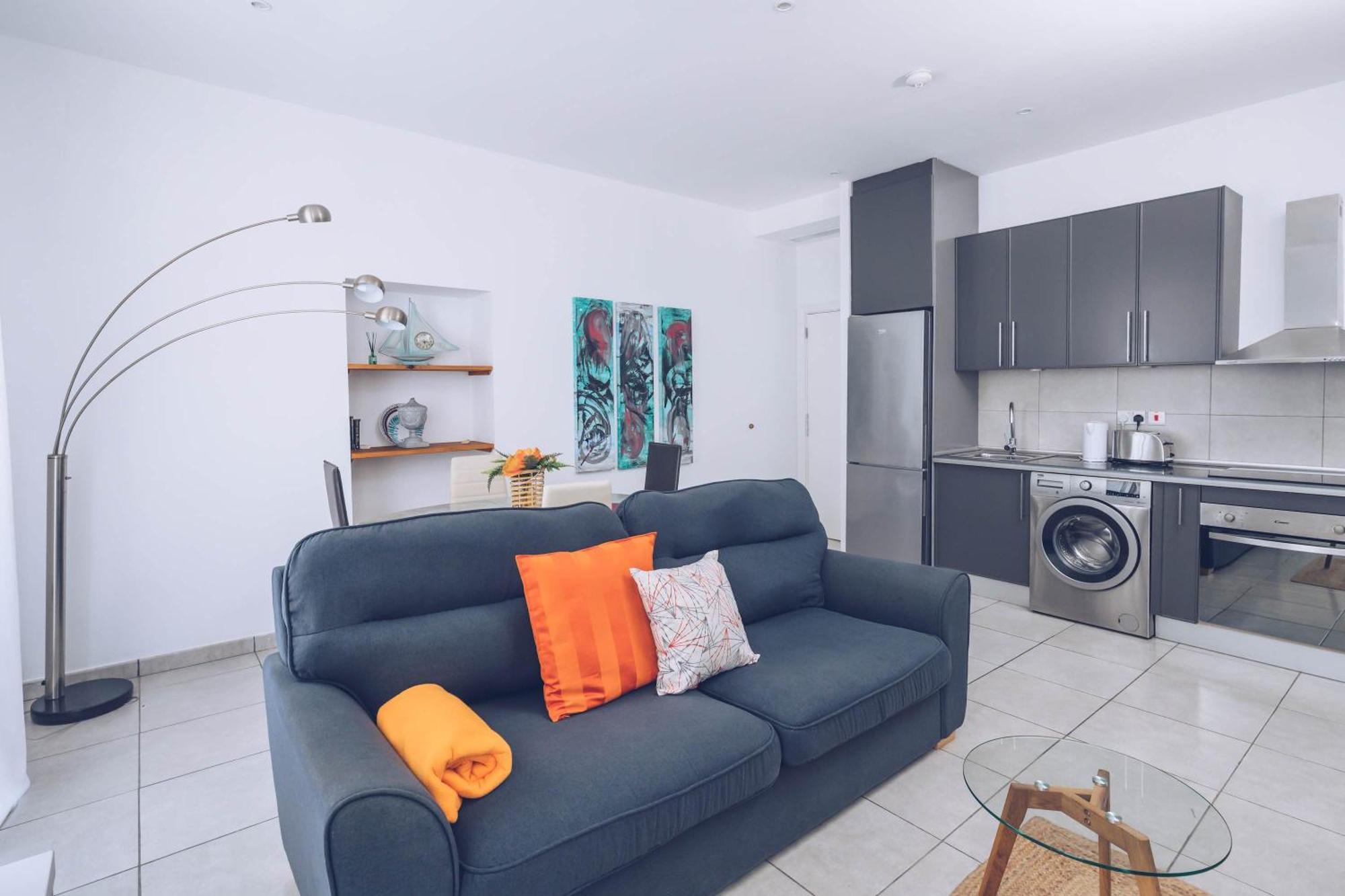 Ferienwohnung 2Br In The Zoko Contemporary And Convenient Gibraltar Exterior foto