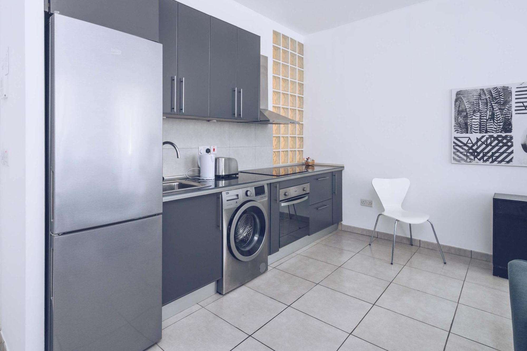 Ferienwohnung 2Br In The Zoko Contemporary And Convenient Gibraltar Exterior foto